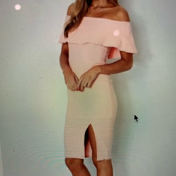 White fox dress - Picture 1 of 4